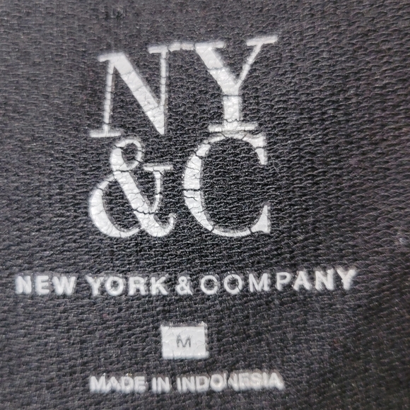 NY & Co. Women's Faux Leather Sweater Size Medium - Picture 3 of 4